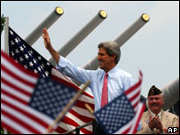 John Kerry em campaha na Virgínia nesta terça-feira