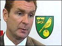 Peter Grant gives his first NCFC press conference