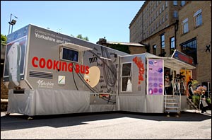 Cooking bus