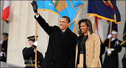 Hai vợ chồng ông Obama