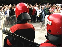 Polícia bloqueia manifestação do ETA em San Sebastian nesta quinta-feira