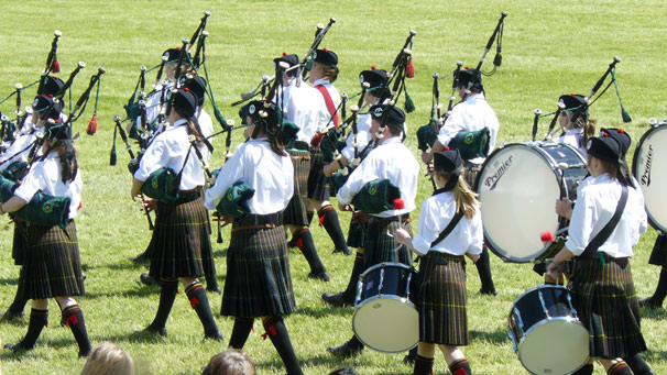A pipe band entertained the crowds between displays.