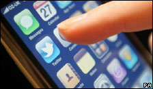 Using a Twitter app on an iphone