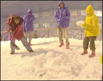 स्नो वर्ल्ड 