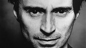 Robert Carlyle