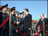 Медвєдєв і Путні вітають ветеранів