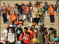 نخست وزير اسرائيل تاکيد کرده که طرح تخليه شهرکها کماکان اجرا خواهد شد