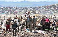 People looking for things to recycle in Ulan Bator's biggest rubbish dump
