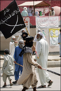 لال مسجد کے طلباء (فائل فوٹو)