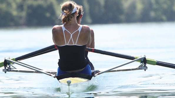Anna Watkins attempting to get rid of her 'racer back' tan lines