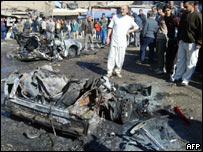 Cena de explosão a bomba em Bagdá