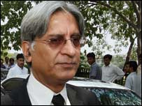 اعتزاز احسن