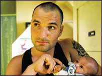 Jiří Macháček ve filmu Horem pádem