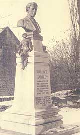 Memorial to Wallace Hartley