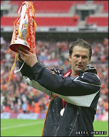 Simon Grayson celebrates promotion with former club Blackpool