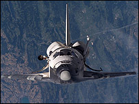 شاتل ديسکاوری در فضا