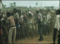 Biafran army soldiers and captives after the war 