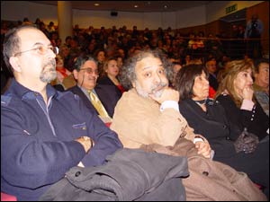 هادی خرسندی نفر وسط