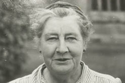 Margery Fish Photo: Valerie Finnis and the RHS Lindley Library