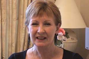 Hilary decided to seet up an introduction agency...