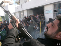 Filistinli silahlı bir militan