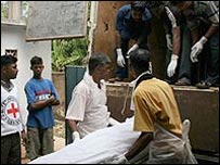 LTTE bodies being handed over to the ICRC (Library photo: by Athula Bandara)