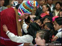 Evo Morales no lançamento do programa "Juancito Pinto"