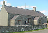 Yr Hen Ysgol, Marian-Glas