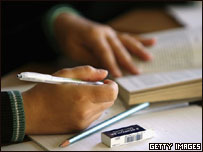 私校学生做功课