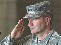 ژنرال کارل ايکنبری سرفرمانده نيروهای ائتلاف در افغانستان