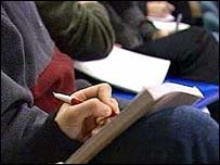 意欲申请奖学金的学生