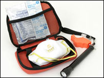 Kit de sobrevivência para passageiros do metrô