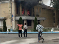 Андижонда ўт кетган бино