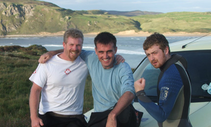 Ready for battle. Shane Mark and DD line up at the cliff top.