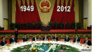 中共政治局九名常委出席国庆招待会