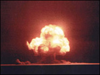 Teste com bomba atômica no Novo México