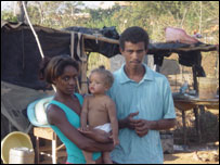 Paulo Cesar com sua mulher e filho