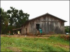 A aldeia de Lapetanha, na reserva Sete de Setembro