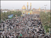 Peregrinos em Karbala