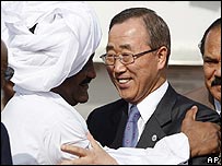 Ban Ki Moon ve bir Sudanlı mülteci