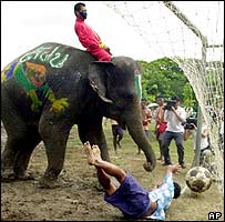 विशेष फ़ुटबॉल मैच