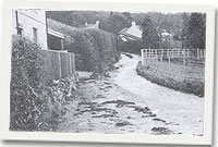 Lonydd yn afonydd yn Eglwysbach