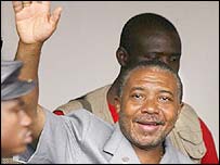 Taylor: "Se Deus quiser eu vou voltar"