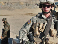 سربازان آمريکايی و افغان