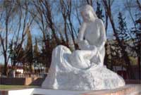 Cofgolofn i'r bydwragedd