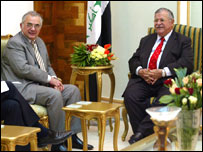 इराक़ी राष्ट्रपति के साथ क़ाज़ी