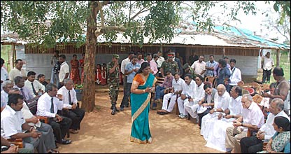 Indian delegation in Menik Farm