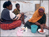 دختری در حال ختنه شدن در سومالی