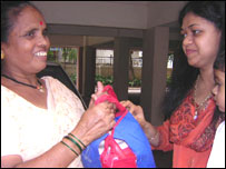 डिब्बेवाली डिब्बा लेने आई