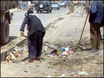 ښاروالۍ د کثافاتو د غونډونو پر مهال